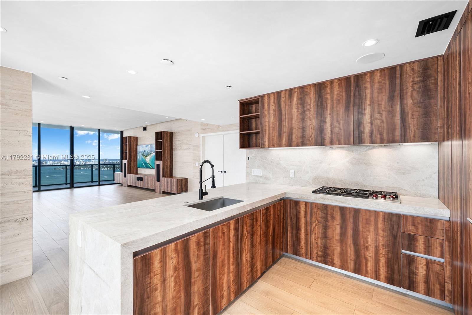 NANCY TERRACE - Residential