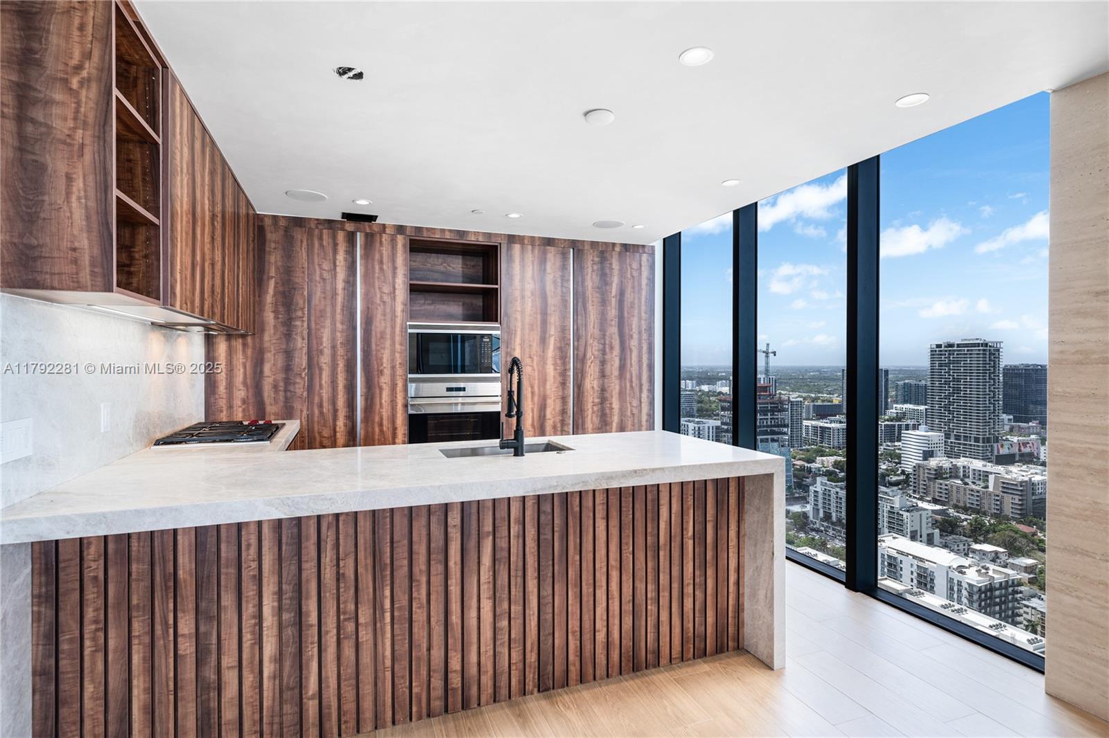 NANCY TERRACE - Residential