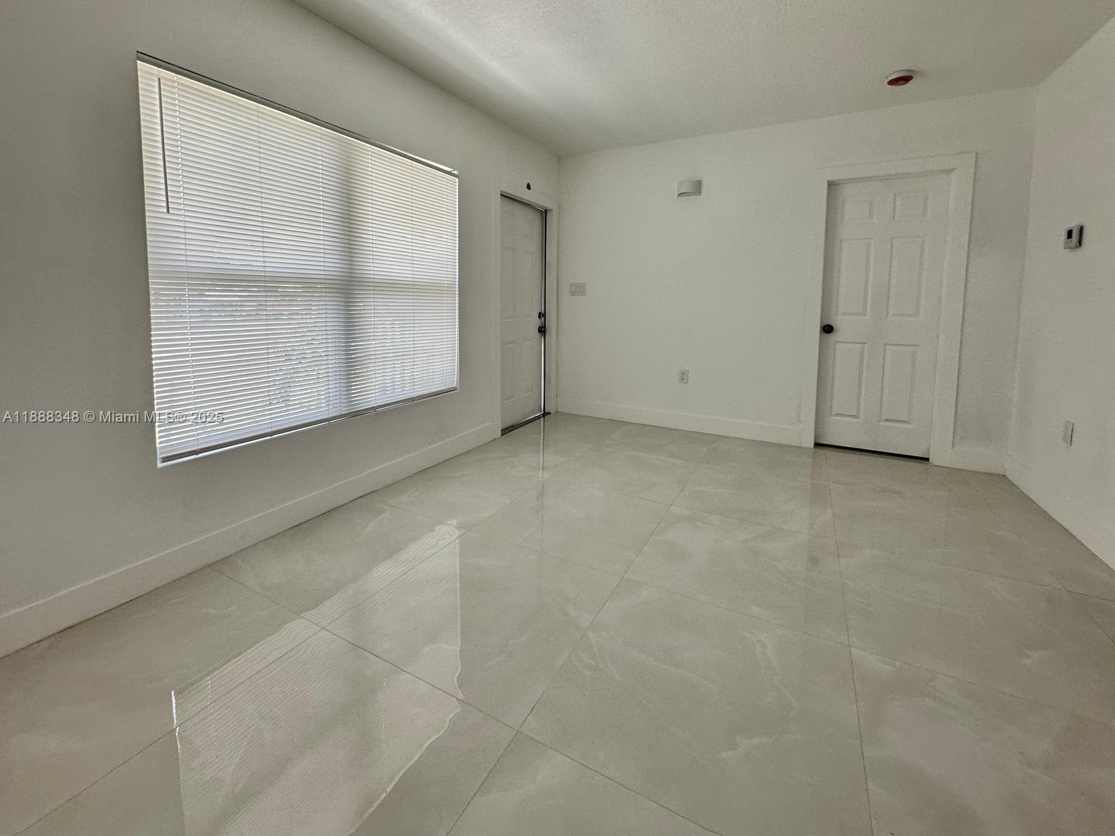 COVINGTON MANOR - Residential Lease