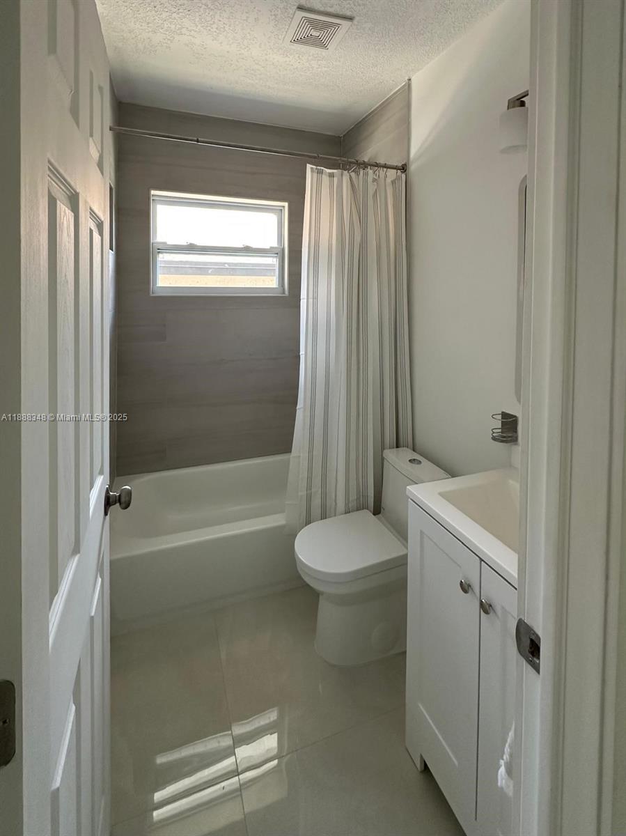 COVINGTON MANOR - Residential Lease