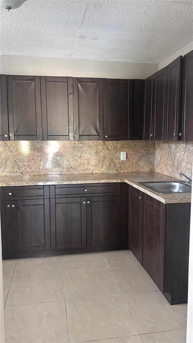 TROPICAL TERRACE CONDO - Residential Lease