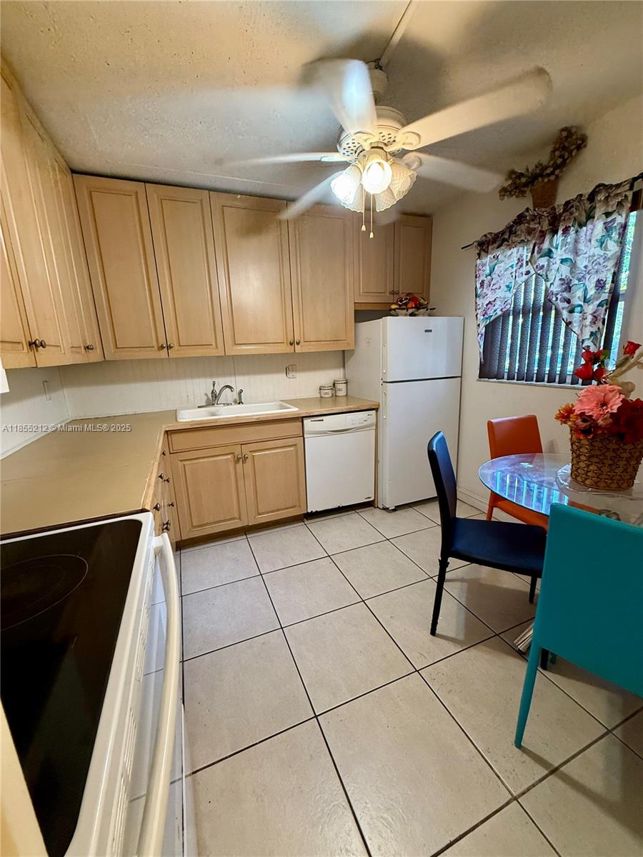 HOLIDAY SPRINGS VILLAGE 2 - Residential