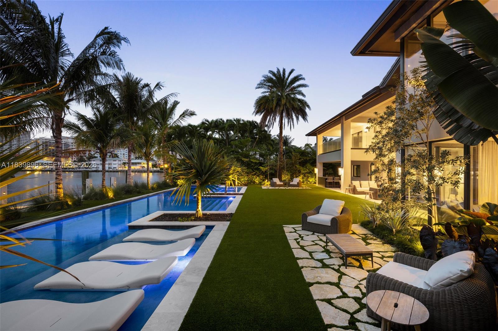 GOLDEN ISLES SEC D REPLAT - Residential