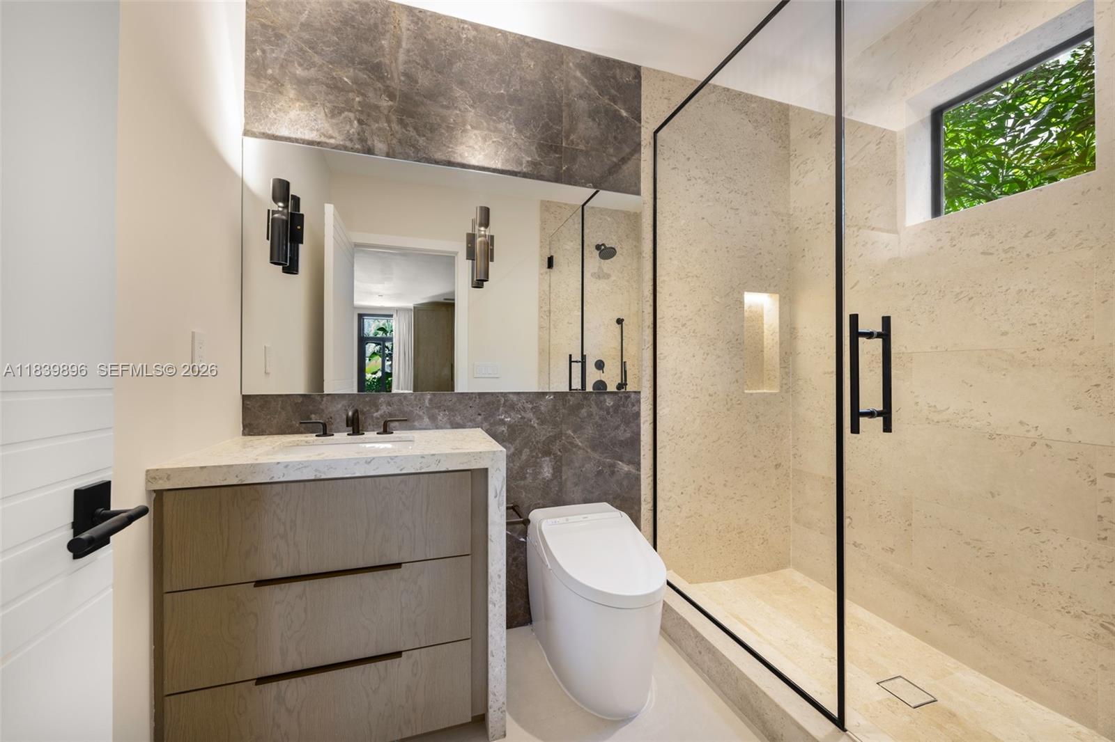 GOLDEN ISLES SEC D REPLAT - Residential