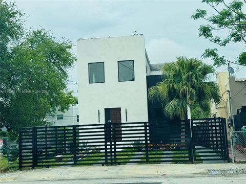 905 SW 13th Ct Miami FL 33135
