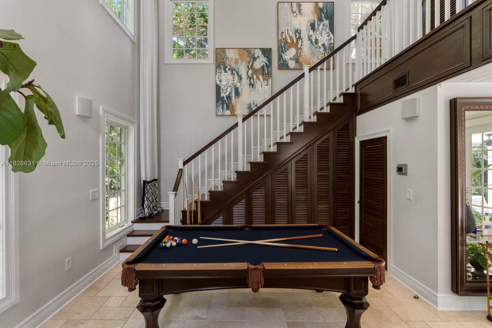 KINGS COVE - Residential