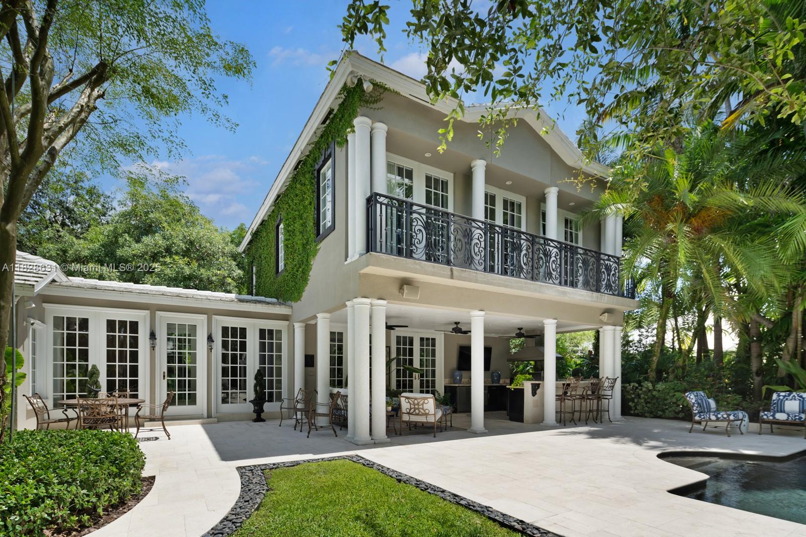 KINGS COVE - Residential