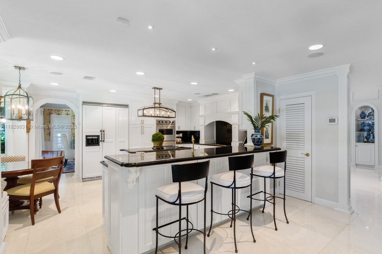 KINGS COVE - Residential