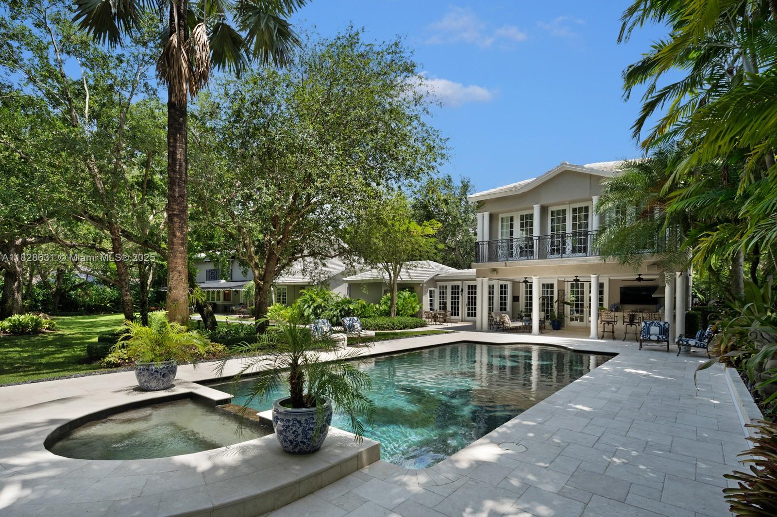 KINGS COVE - Residential