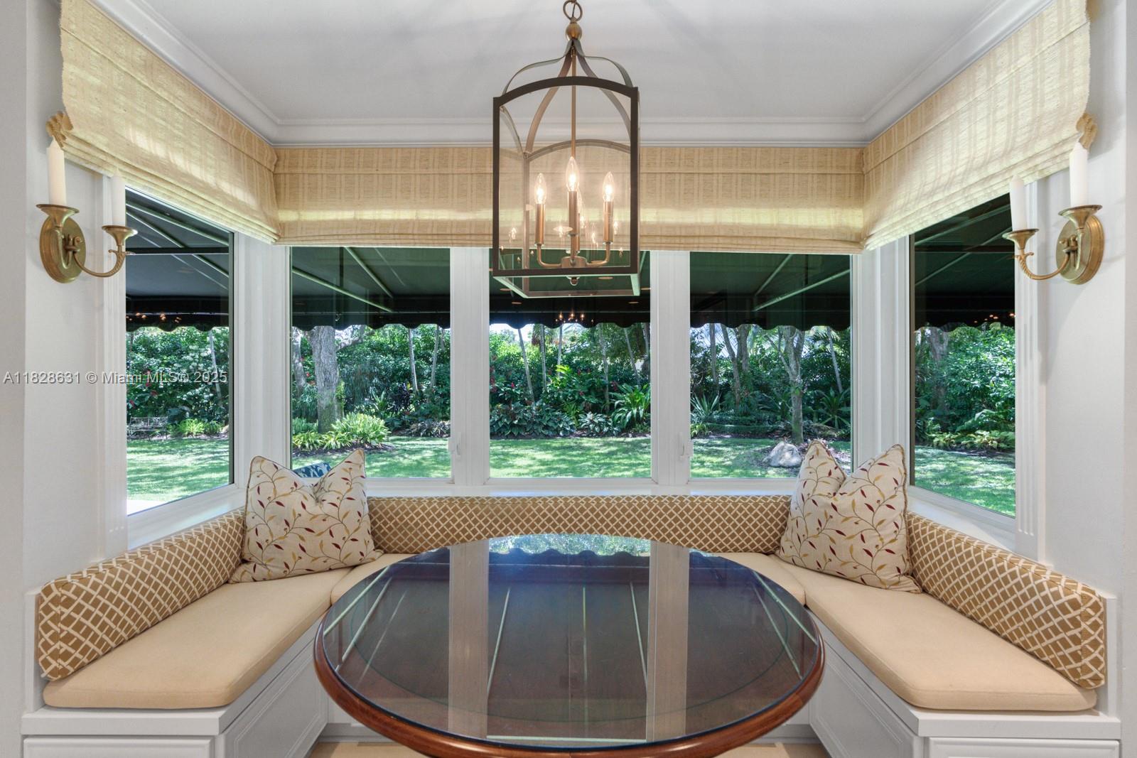 KINGS COVE - Residential