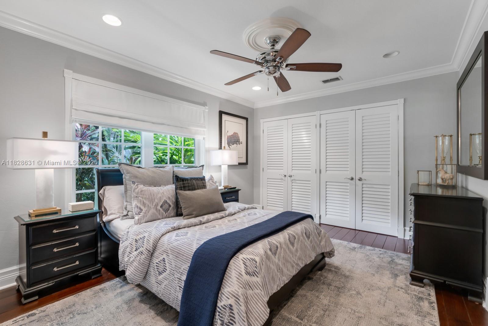 KINGS COVE - Residential