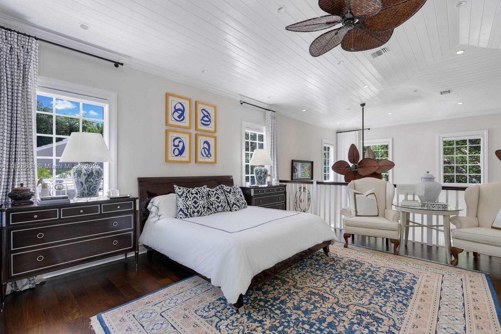 KINGS COVE - Residential