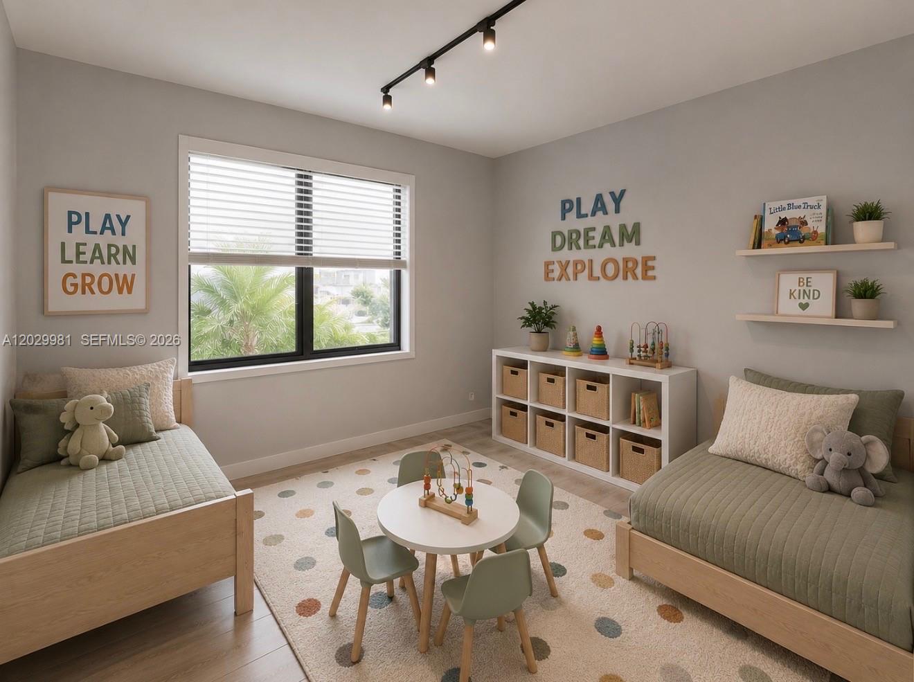 4384 Arcturus Ln