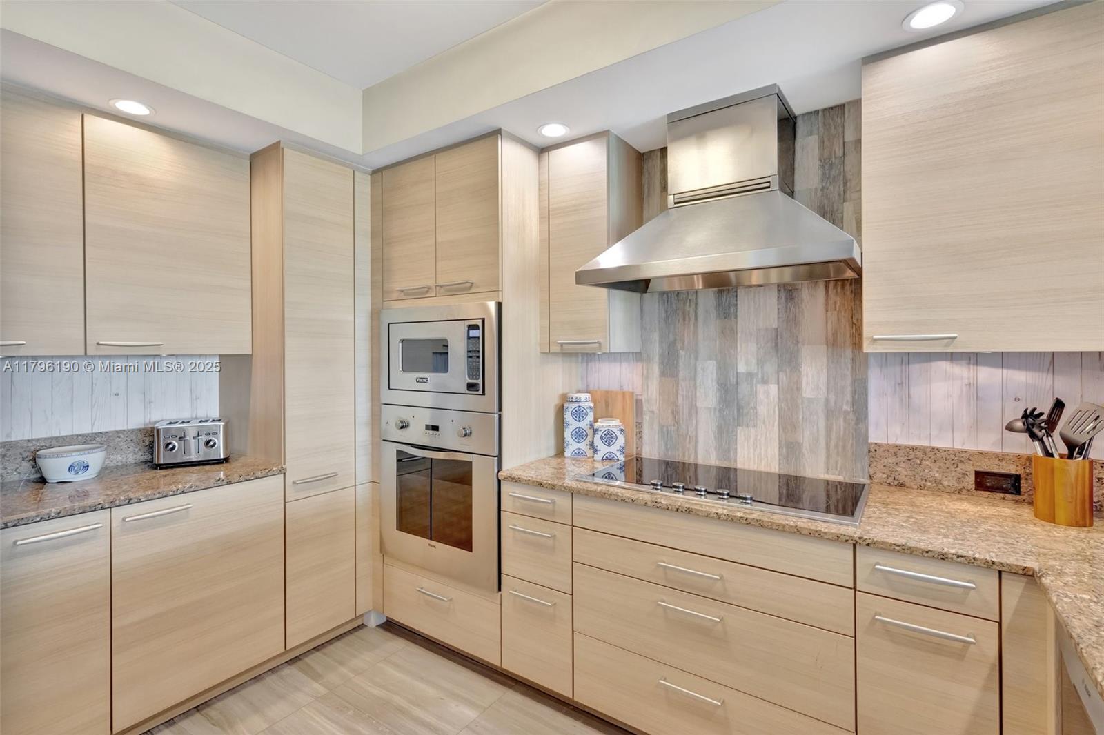 1 N Ocean Blvd 514