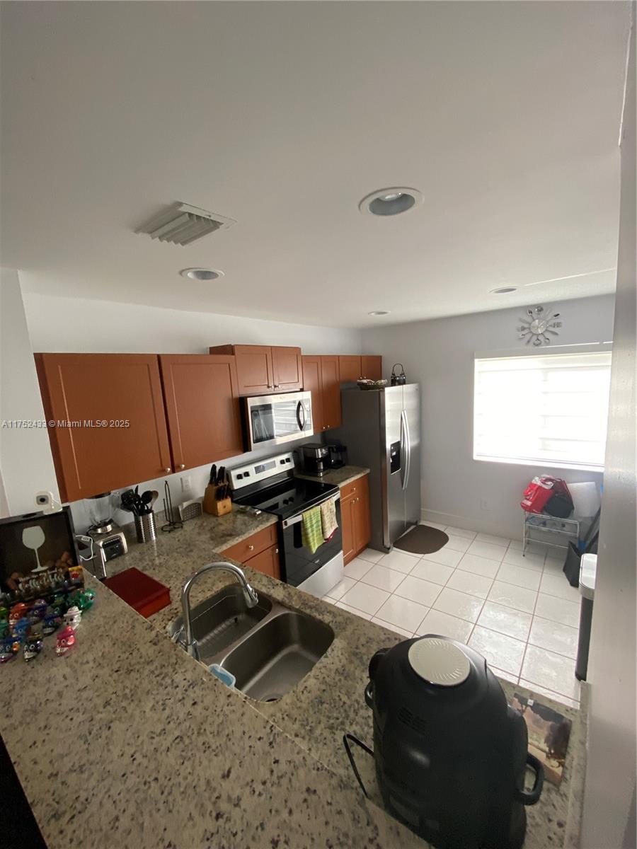 20859 NW 4 st 20859