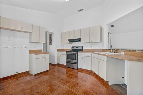 Tiny photo for 18825 NW 52nd Ct, Miami Gardens, FL 33055 (MLS # A12008533)