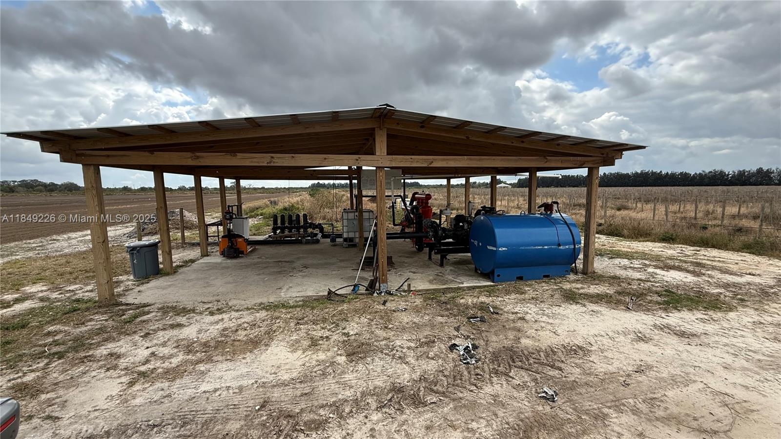 E&D Ranches - Residential Lease