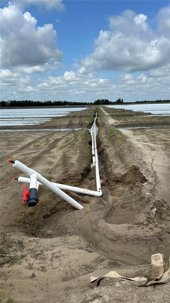 E&D Ranches - Residential Lease