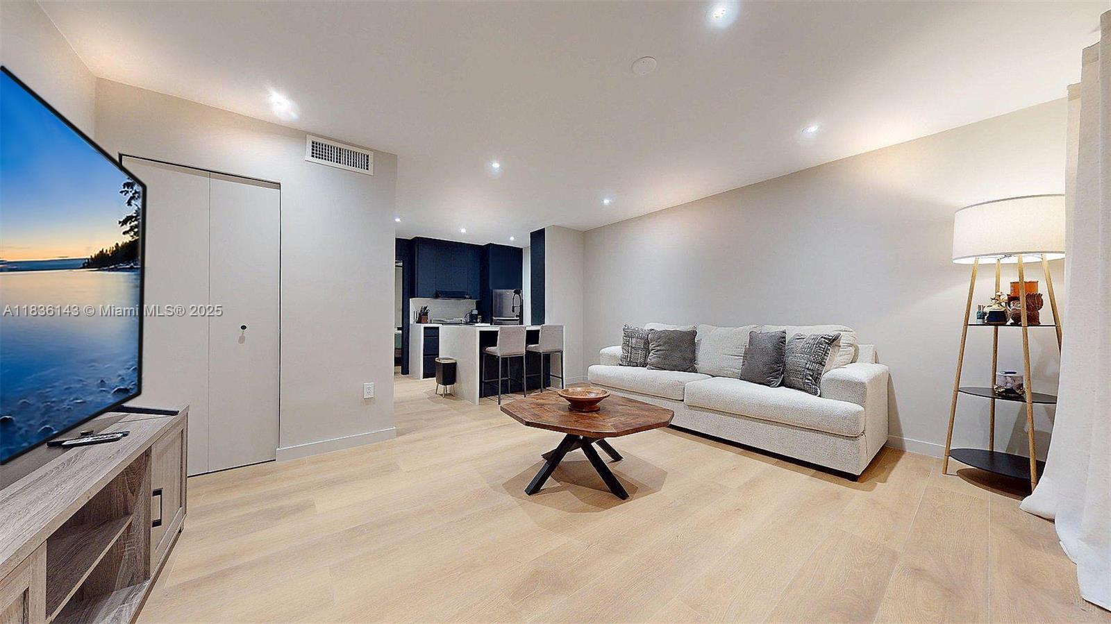 SPANISH TRACE CONDO - Residential