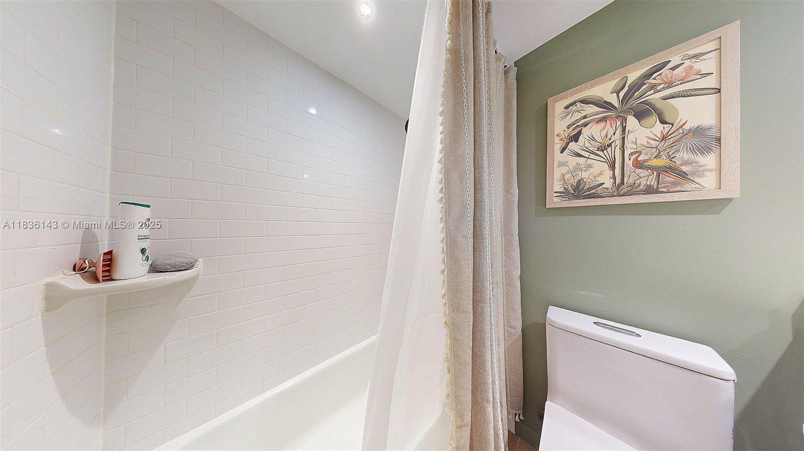 SPANISH TRACE CONDO - Residential