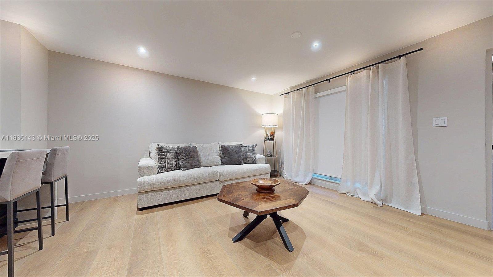 SPANISH TRACE CONDO - Residential