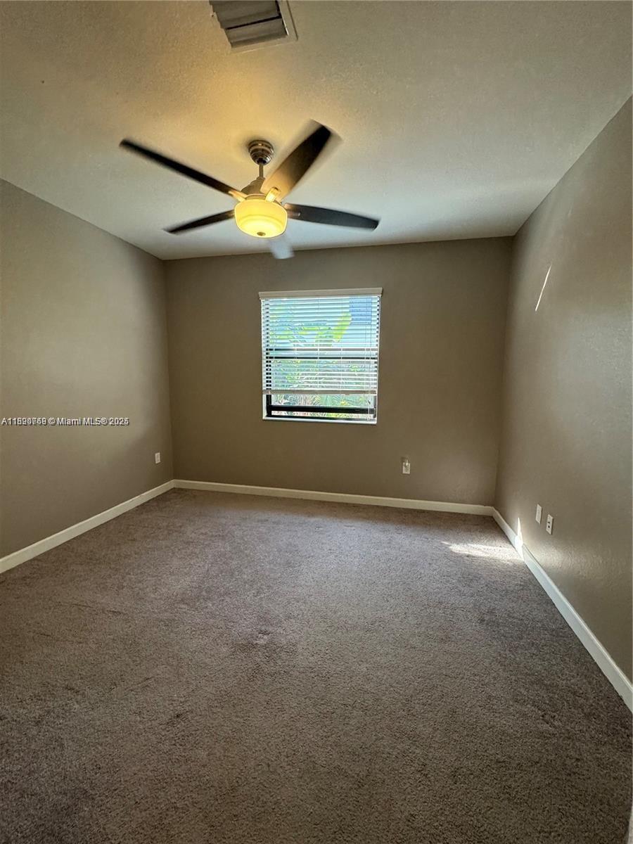 COCO PALM ESTATES - Residential Lease