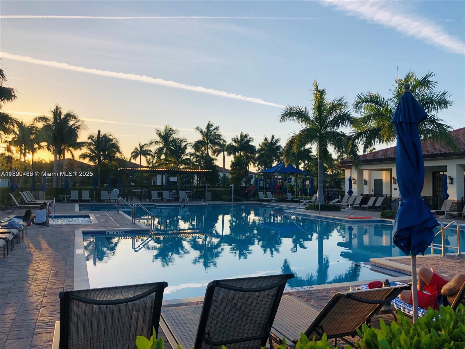 COCO PALM ESTATES - Residential Lease