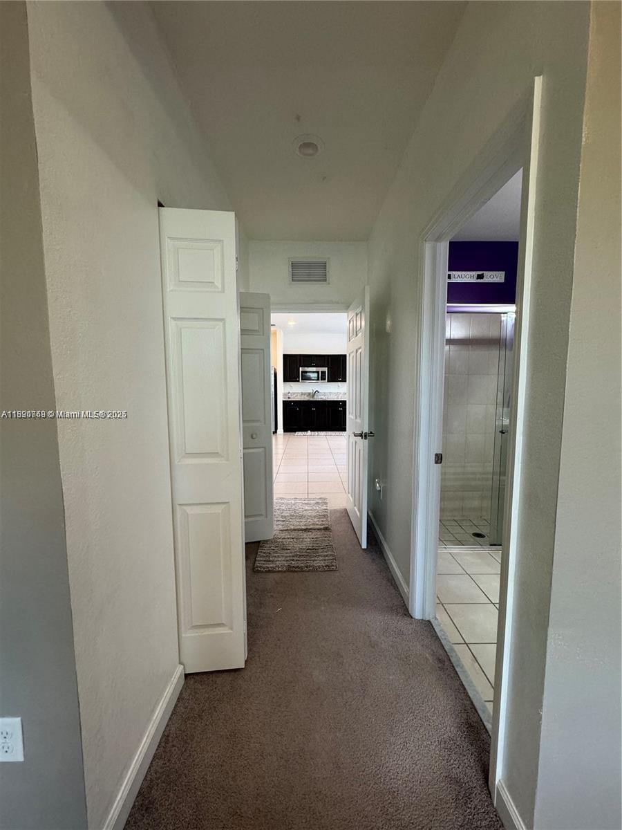 COCO PALM ESTATES - Residential Lease