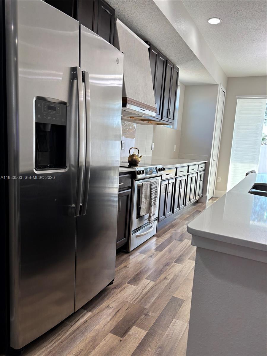 BELLAVISTA BUILDING GROUP - Residential