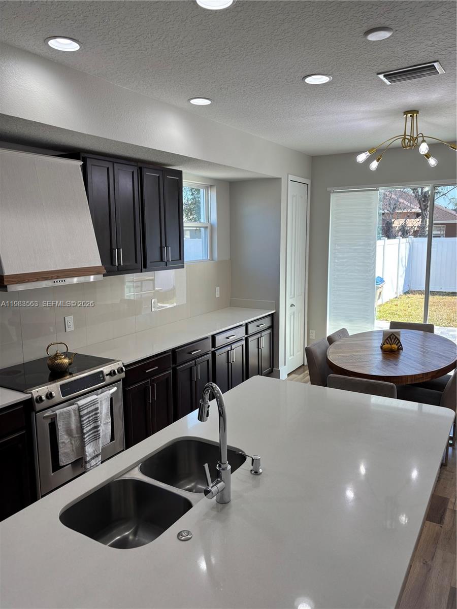 BELLAVISTA BUILDING GROUP - Residential