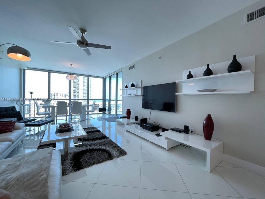 OCEAN PALMS CONDO - Residential Lease