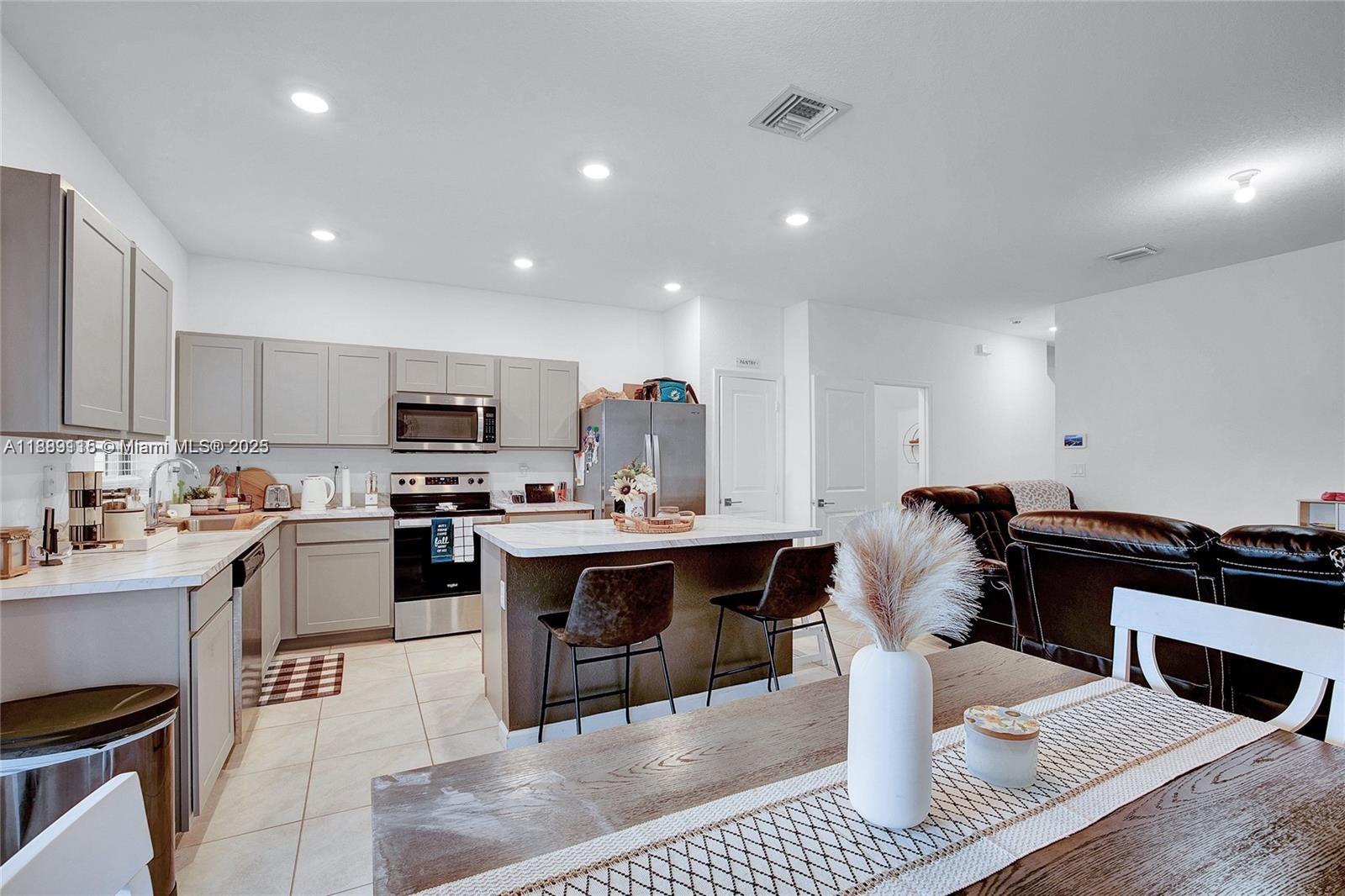 REGAL PALM SUBDIVISION - Residential