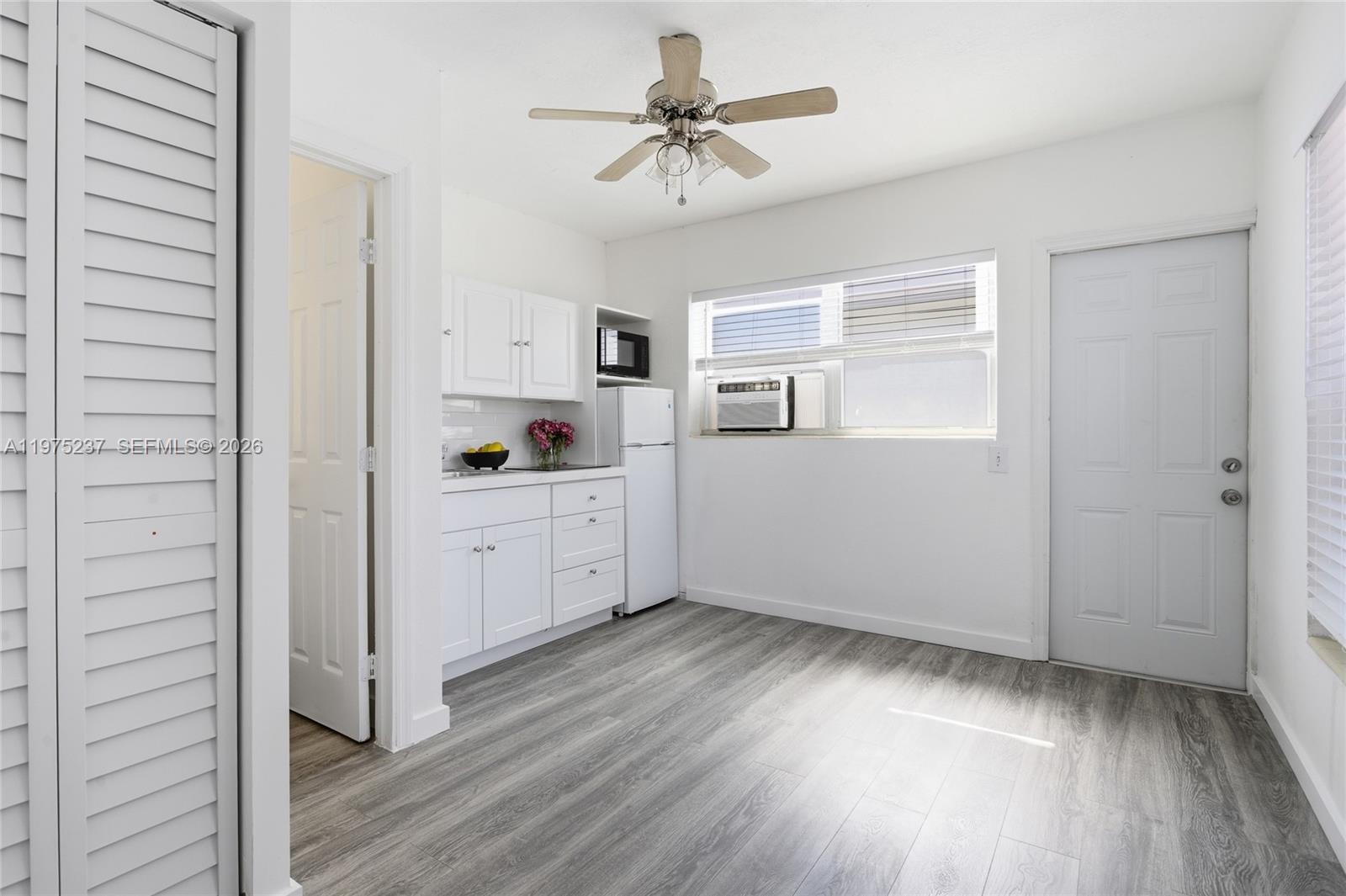 SILVER BLUFF GARDENS - Residential Lease