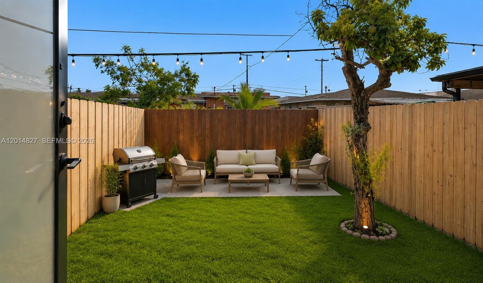 INGLESIDE PARK - Residential Lease