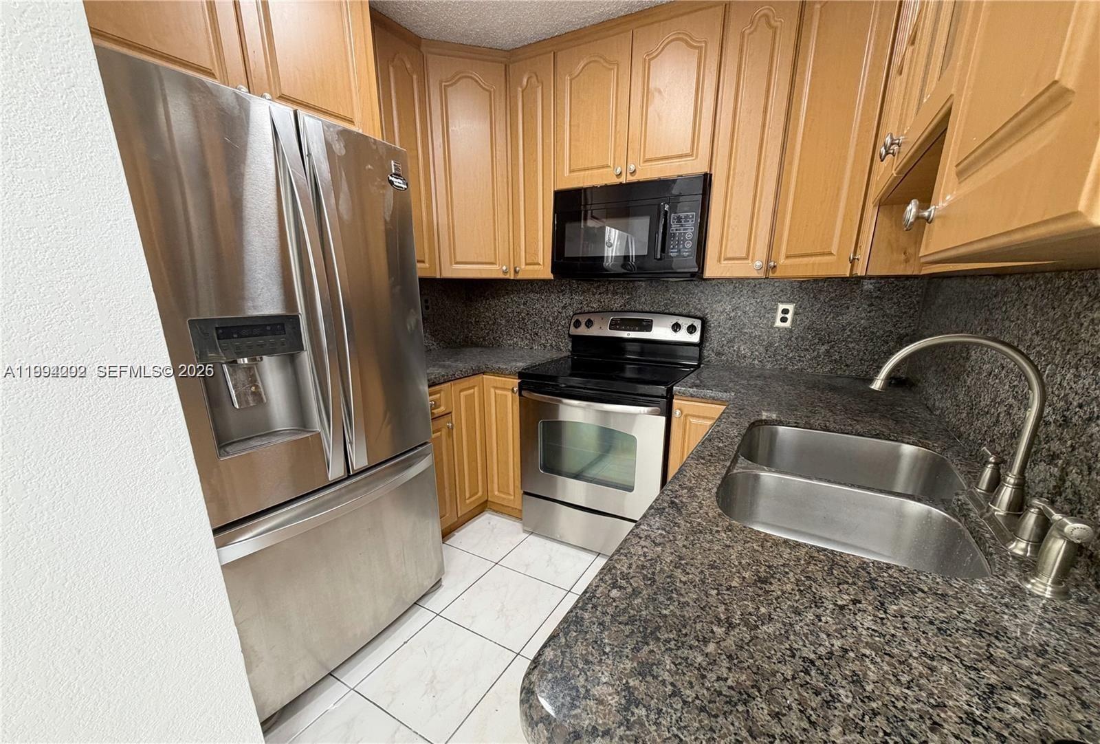 HIALEAH CONDO - Residential