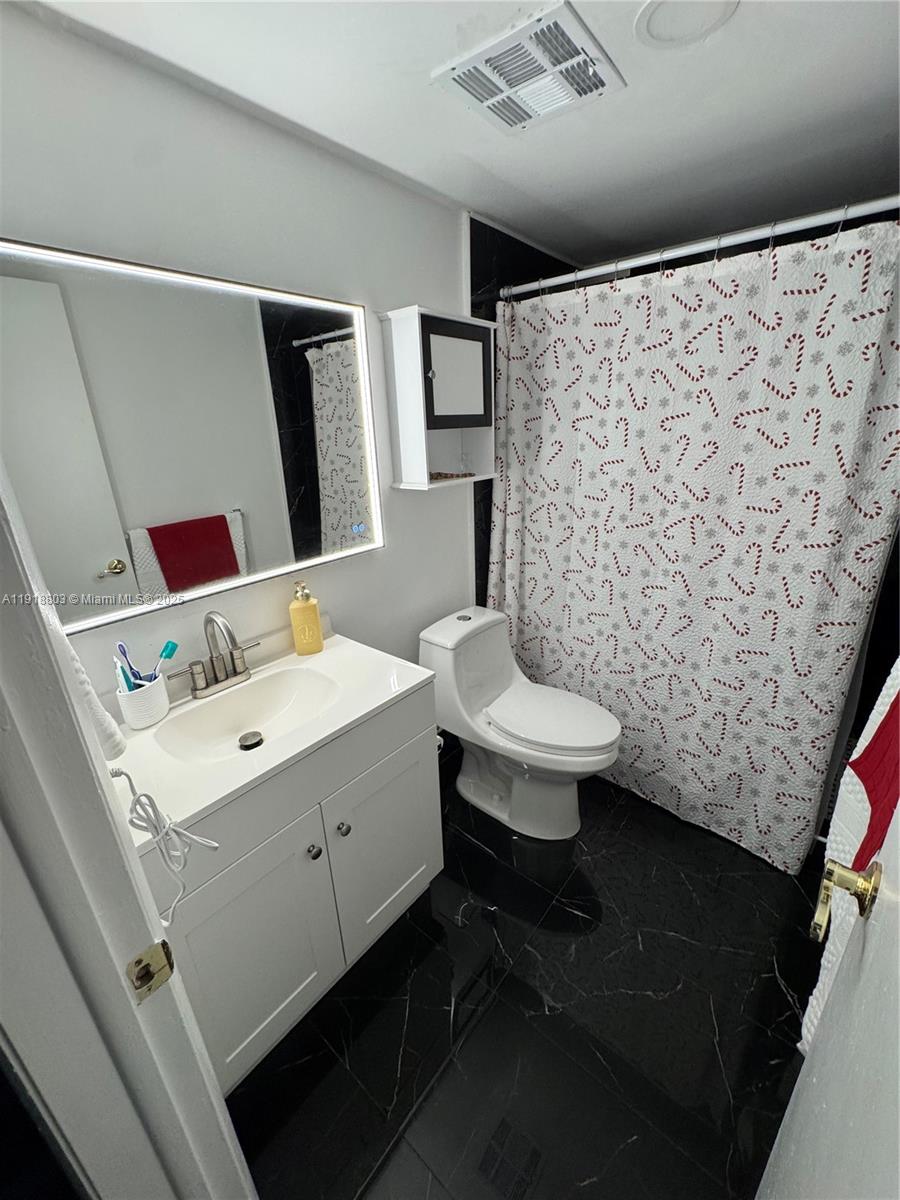 ORIOLE GARDENS 21 CONDO - Residential