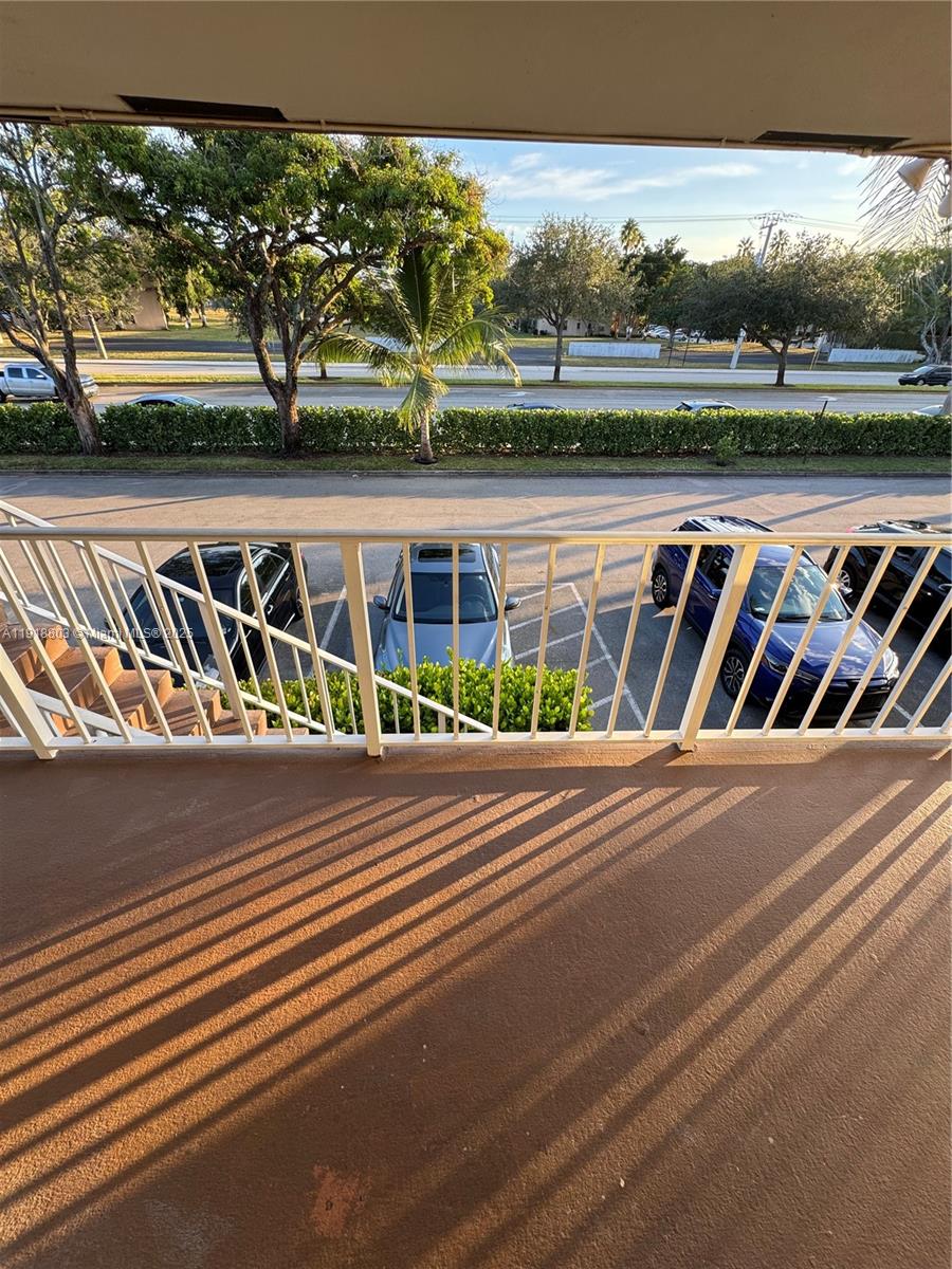 ORIOLE GARDENS 21 CONDO - Residential