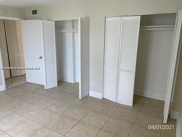 JEFFERSON SOUTH SHORE CON - Residential Lease