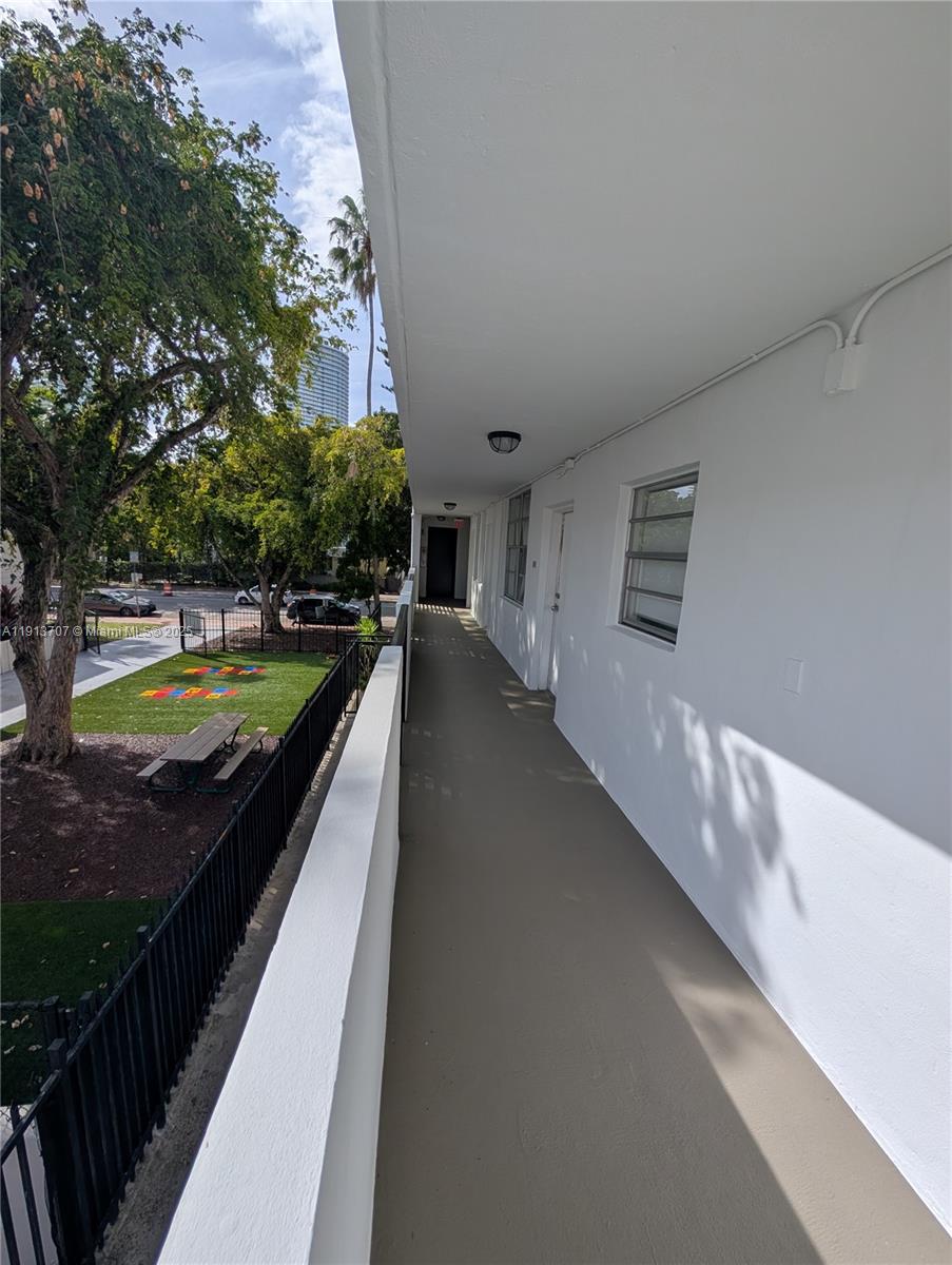 JEFFERSON SOUTH SHORE CON - Residential Lease