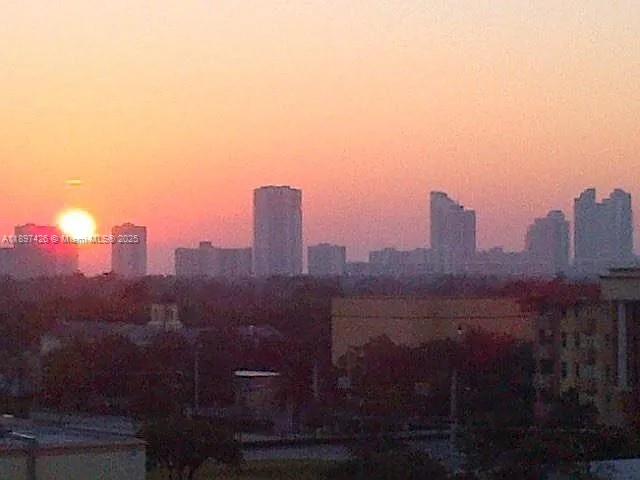 REGENT PARK CONDO - Residential Lease