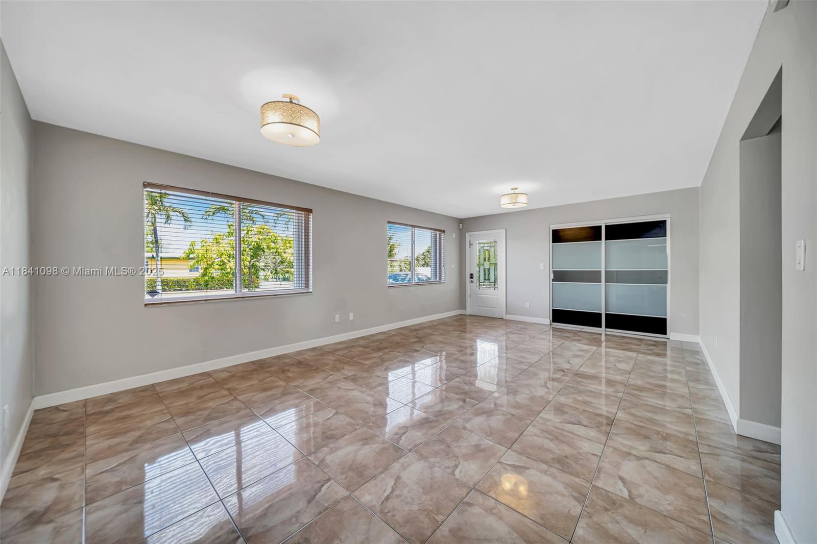 11020 SW 55 st