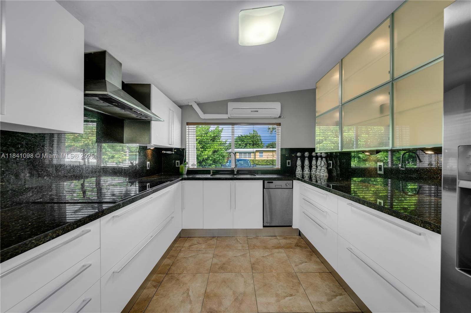 11020 SW 55 st