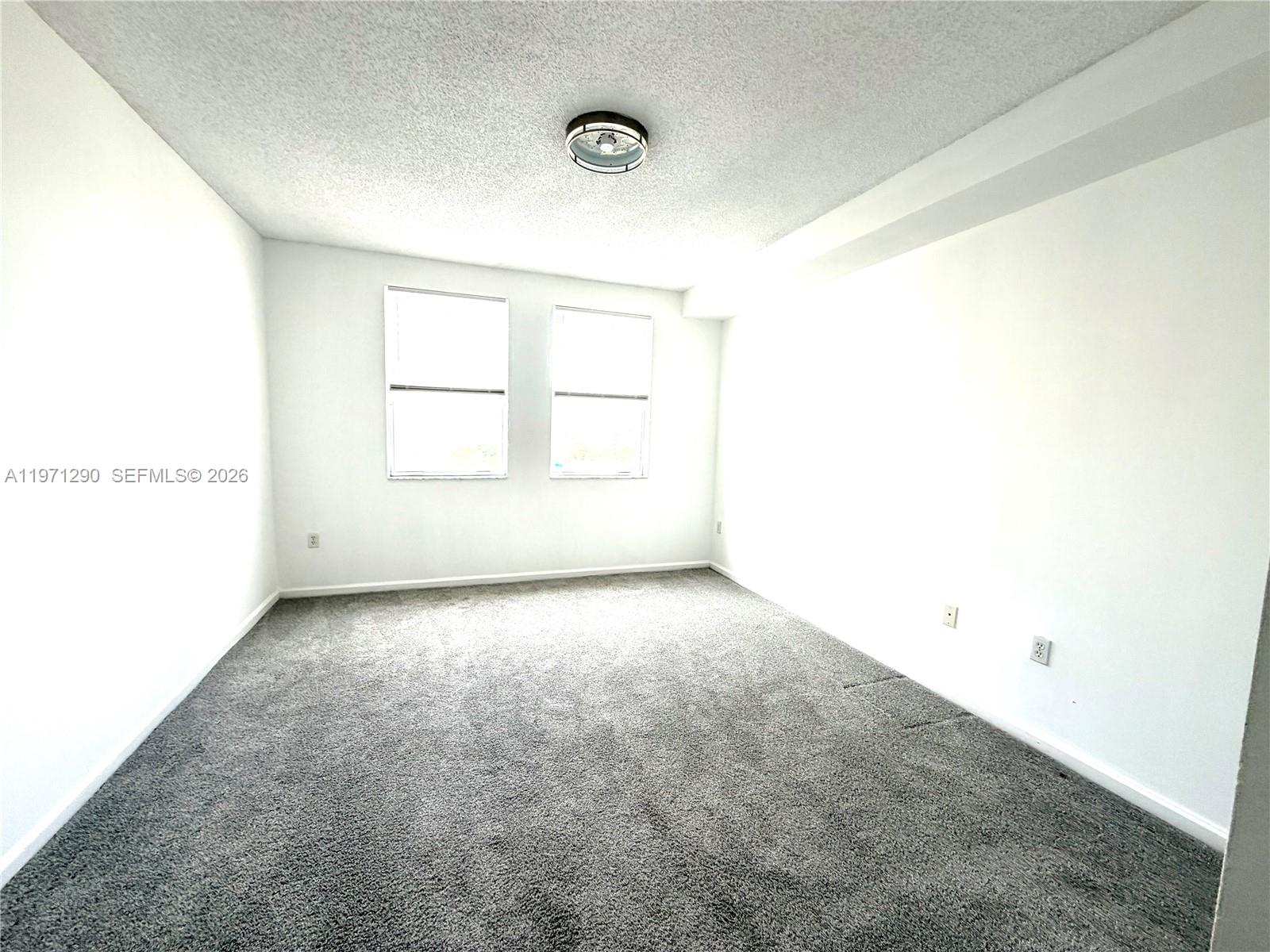 PORTO BELLAGIO CONDO - Residential