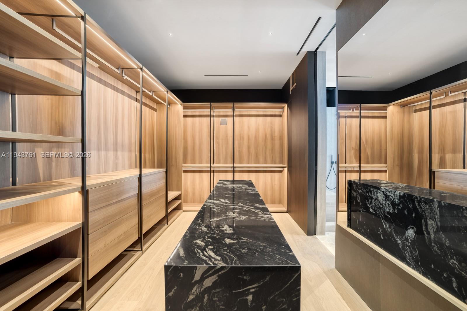 RIVO ALTO AMD - Residential