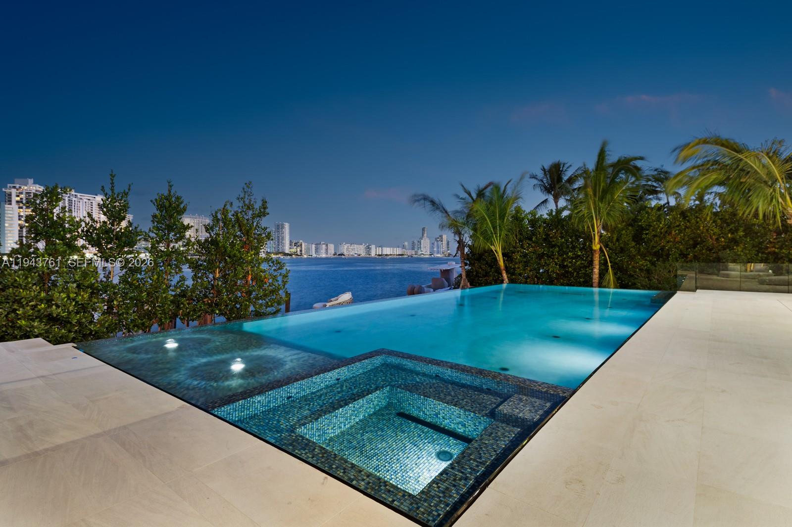 RIVO ALTO AMD - Residential