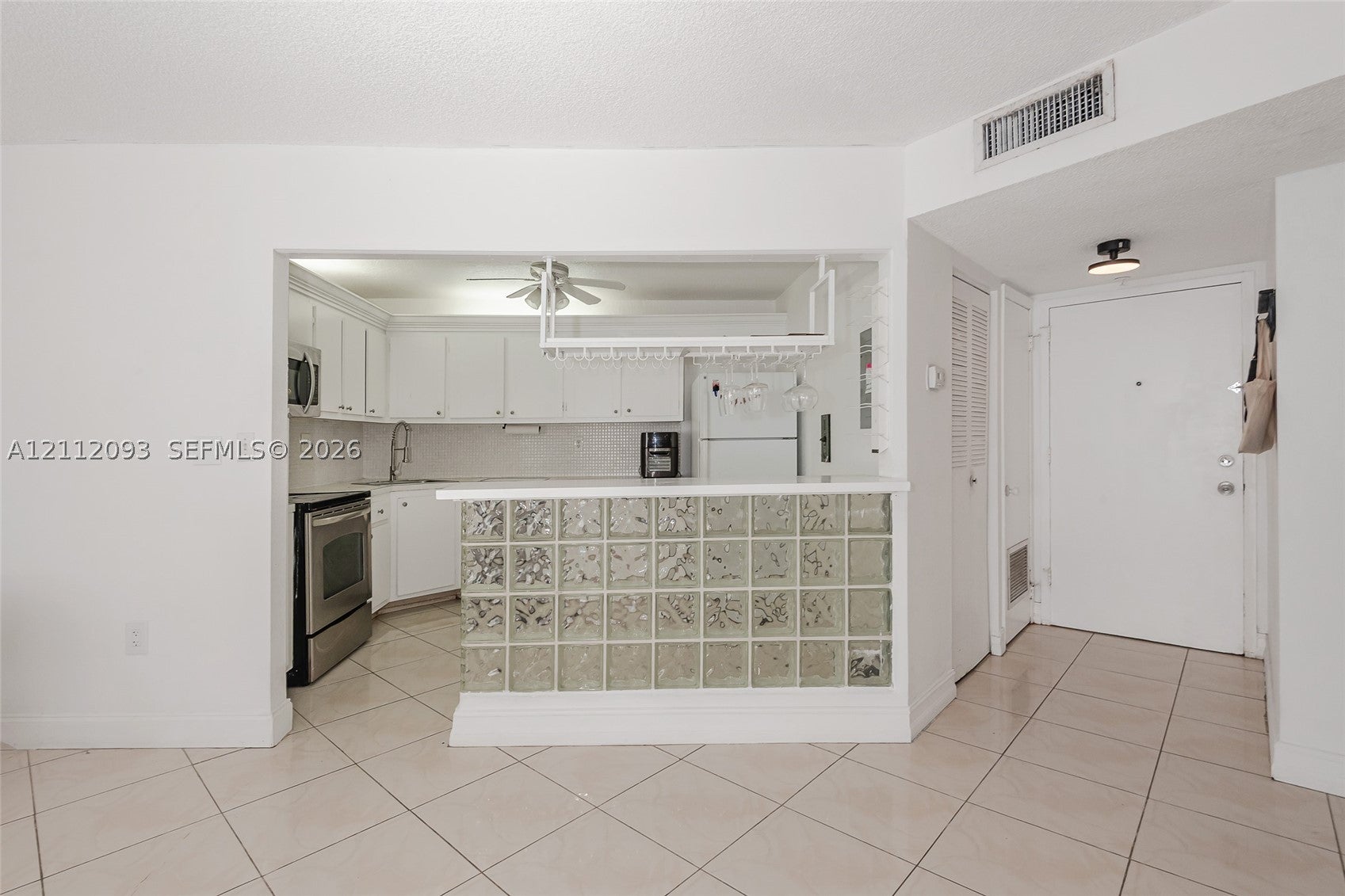 2750 NE 183rd St 1612