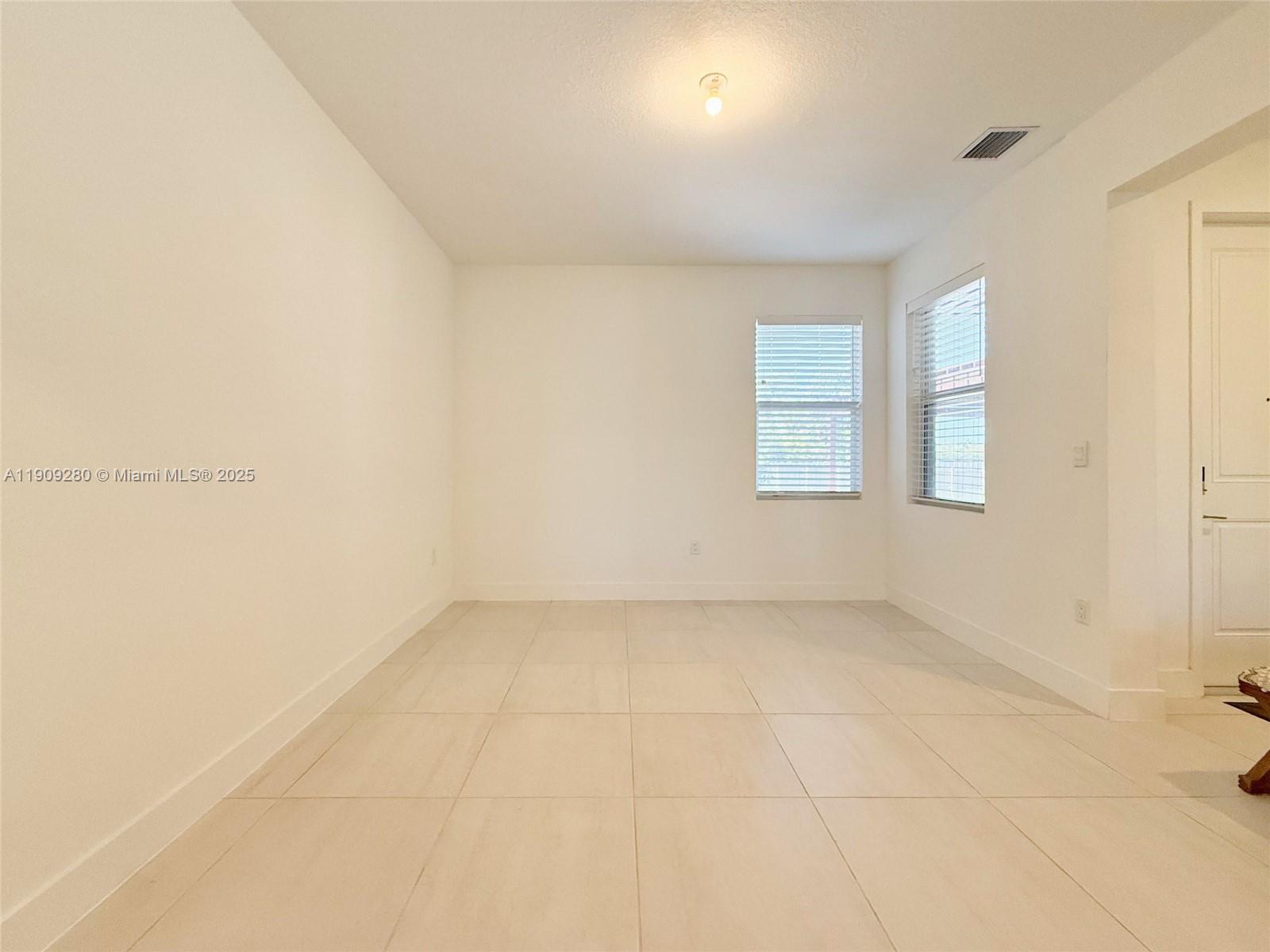 KROME GROVE ESTATES - Residential