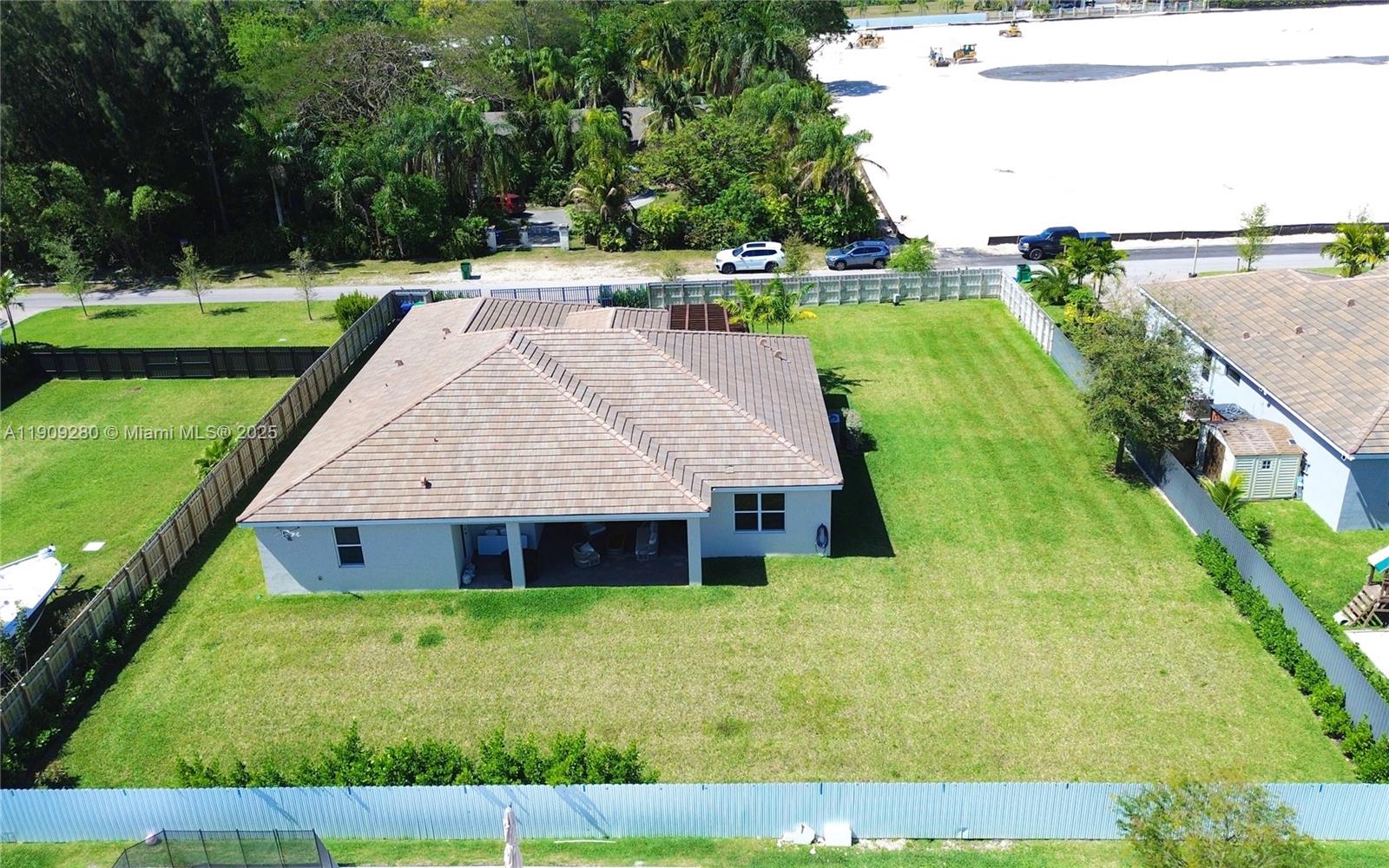 KROME GROVE ESTATES - Residential