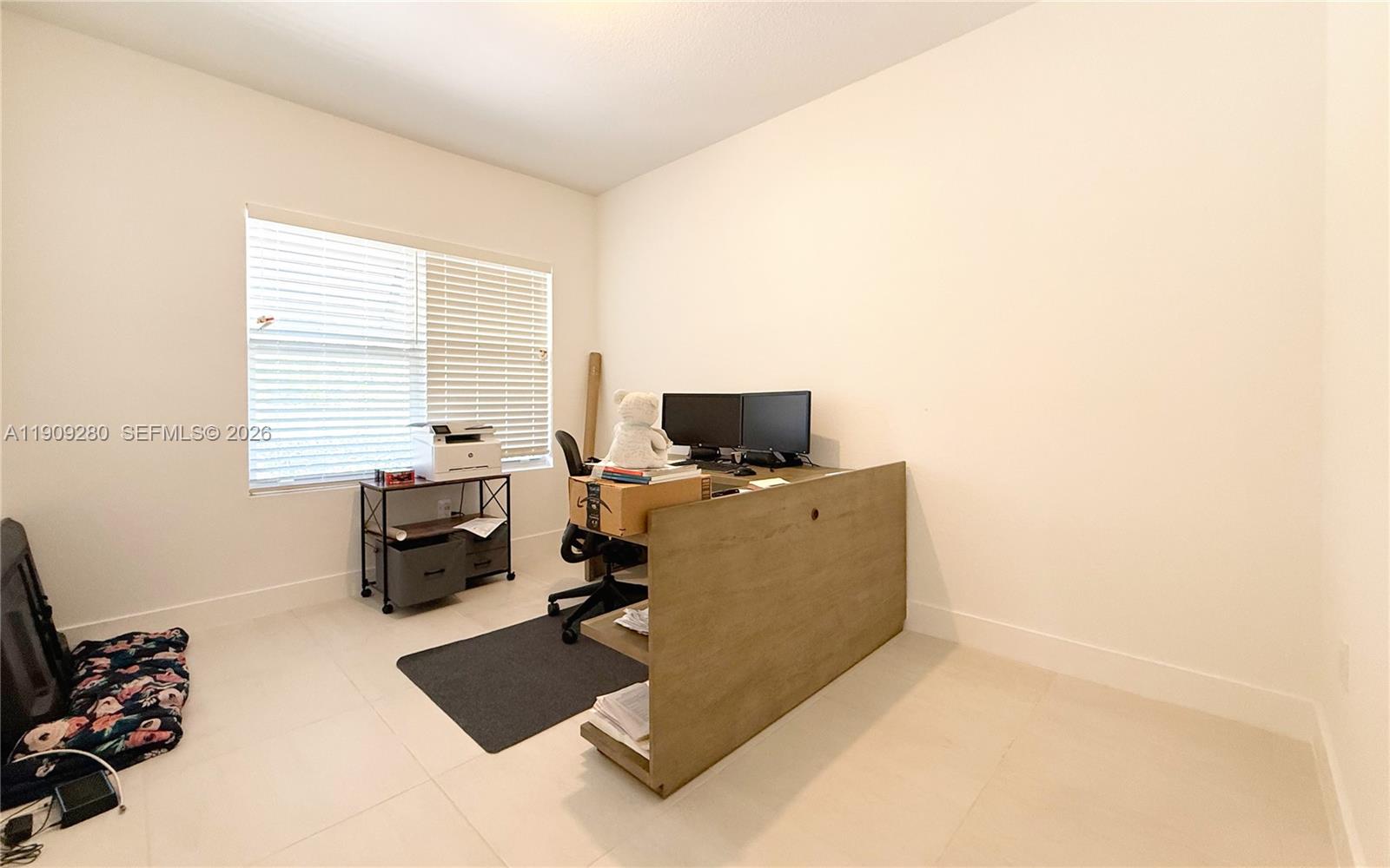 KROME GROVE ESTATES - Residential