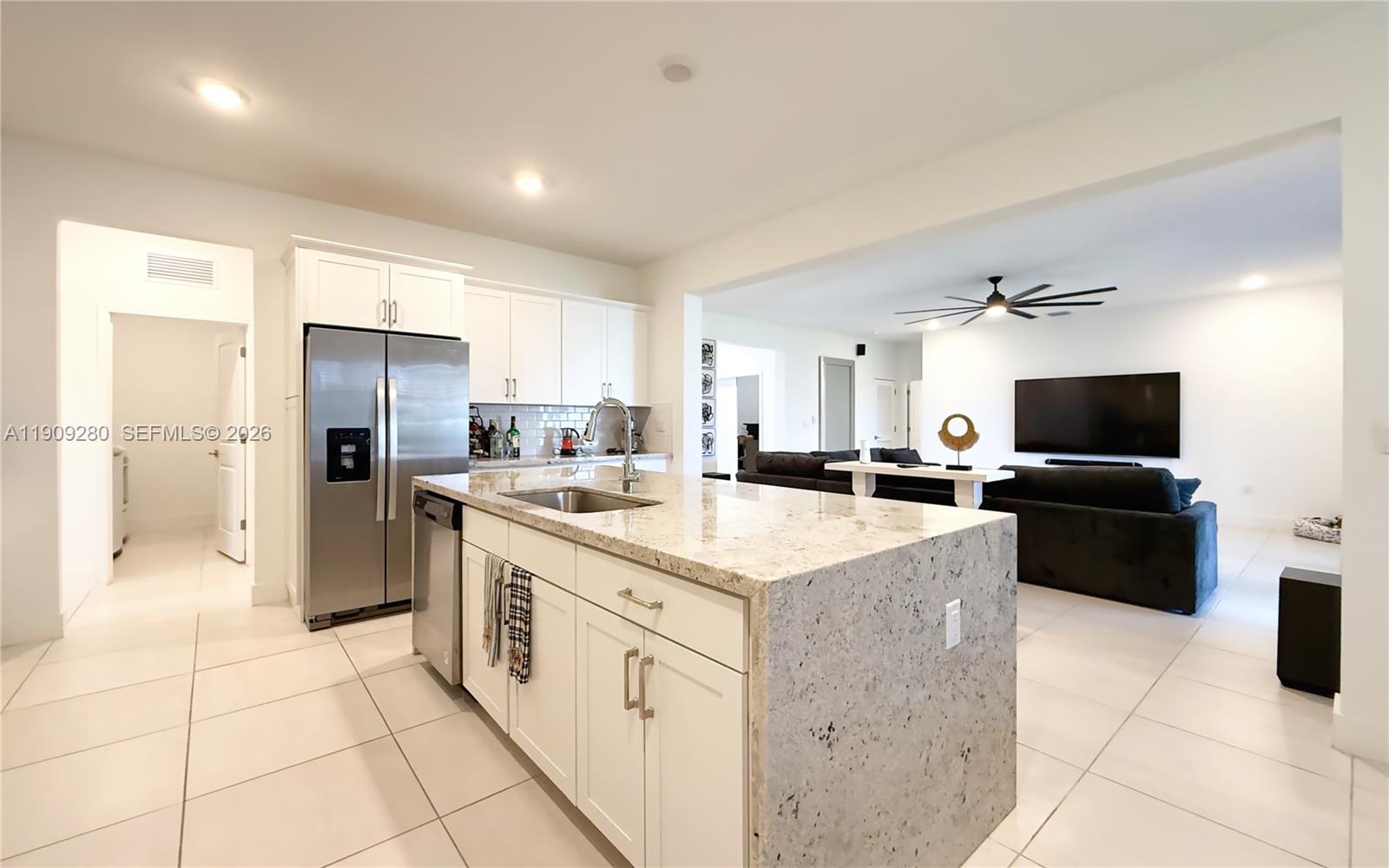 KROME GROVE ESTATES - Residential